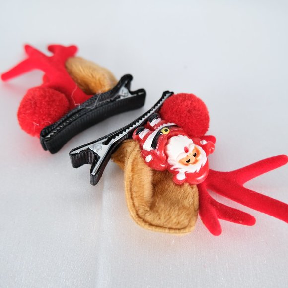 A Pair Handmade Christmas Hair Clips with Father Christmas Christmas Gift - Picture 4 of 4
